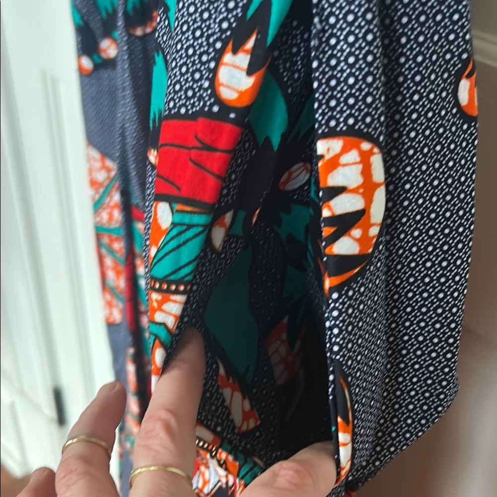 Stunning African Patterned Dress With Pockets - image 5